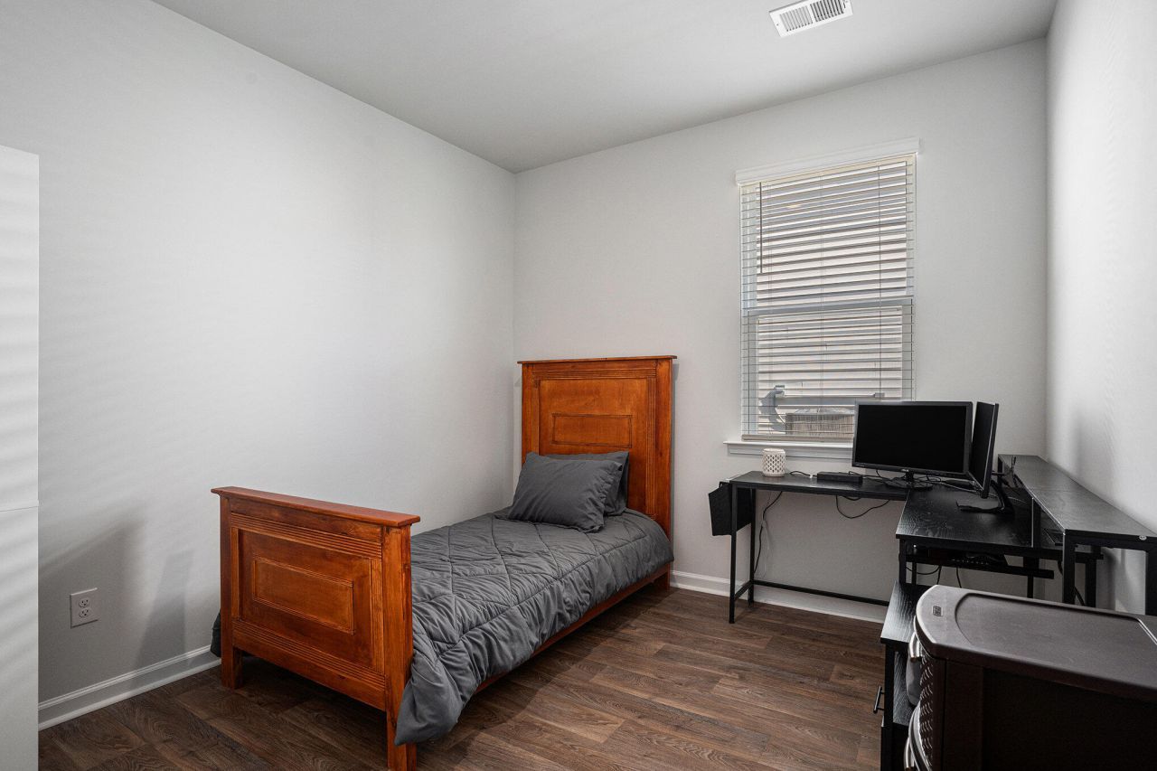 120 Hillsford Lane Photo 21