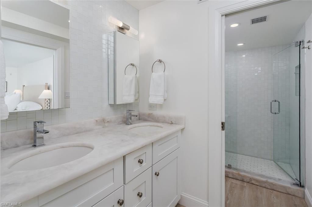 3450 Gulf Shore Blvd N, Unit 210, Naples, FL 34103 Photo