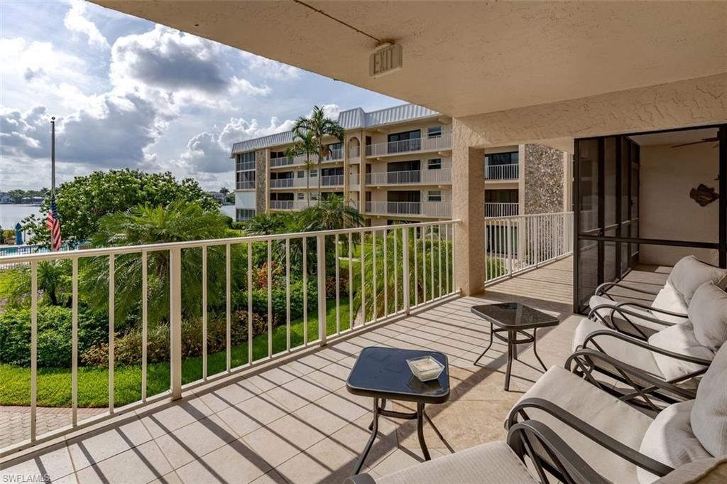 3450 Gulf Shore Blvd N, Unit 210, Naples, FL 34103 Photo