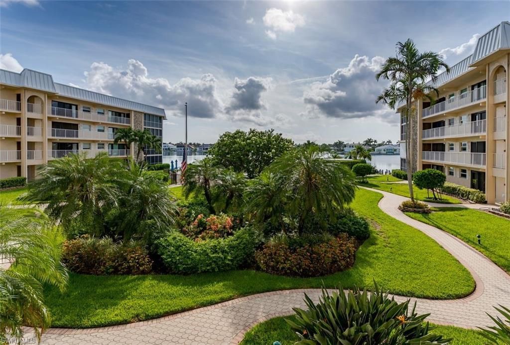 3450 Gulf Shore Blvd N, Unit 210, Naples, FL 34103 Photo