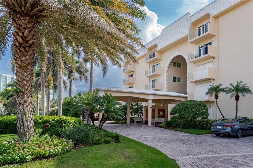 3450 Gulf Shore Blvd N, Unit 210, Naples, FL 34103 Photo