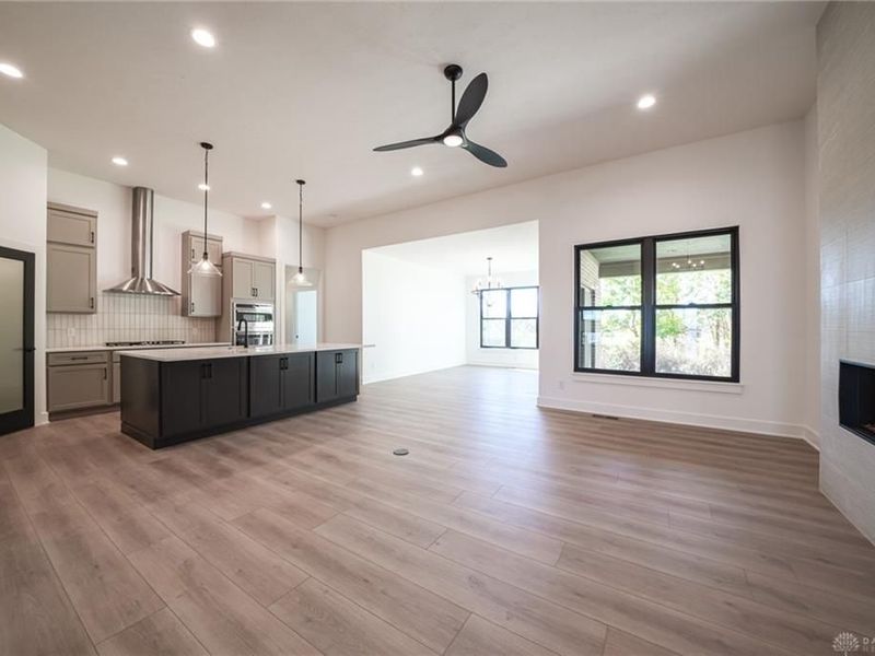 9155 Remy Court, Clearcreek Township, OH 45458 Photo 4