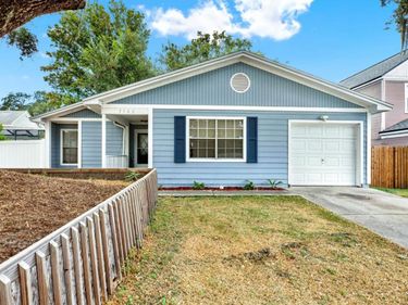 7502 GADSDEN DRIVE, TEMPLE TERRACE, FL 33637