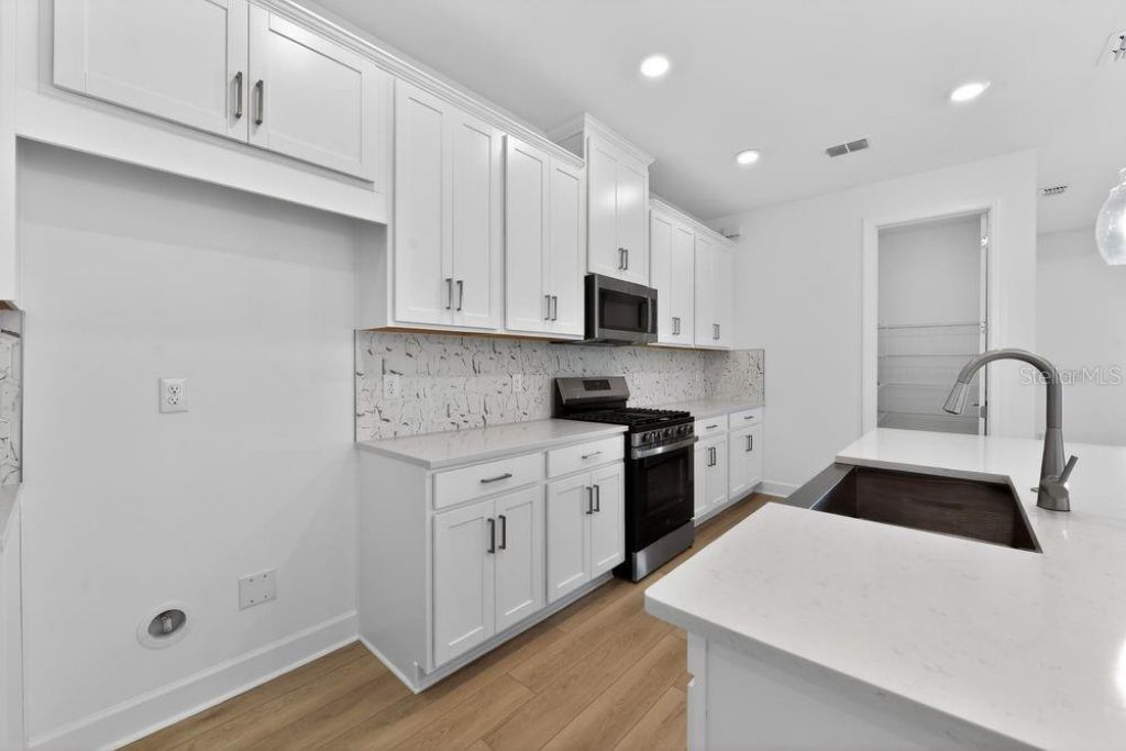 7820 Caspian Street, Palmetto, FL 34221 Photo