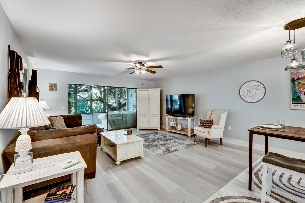 107 Pinehurst Drive, Unit 107, Bradenton, FL 34210 Photo