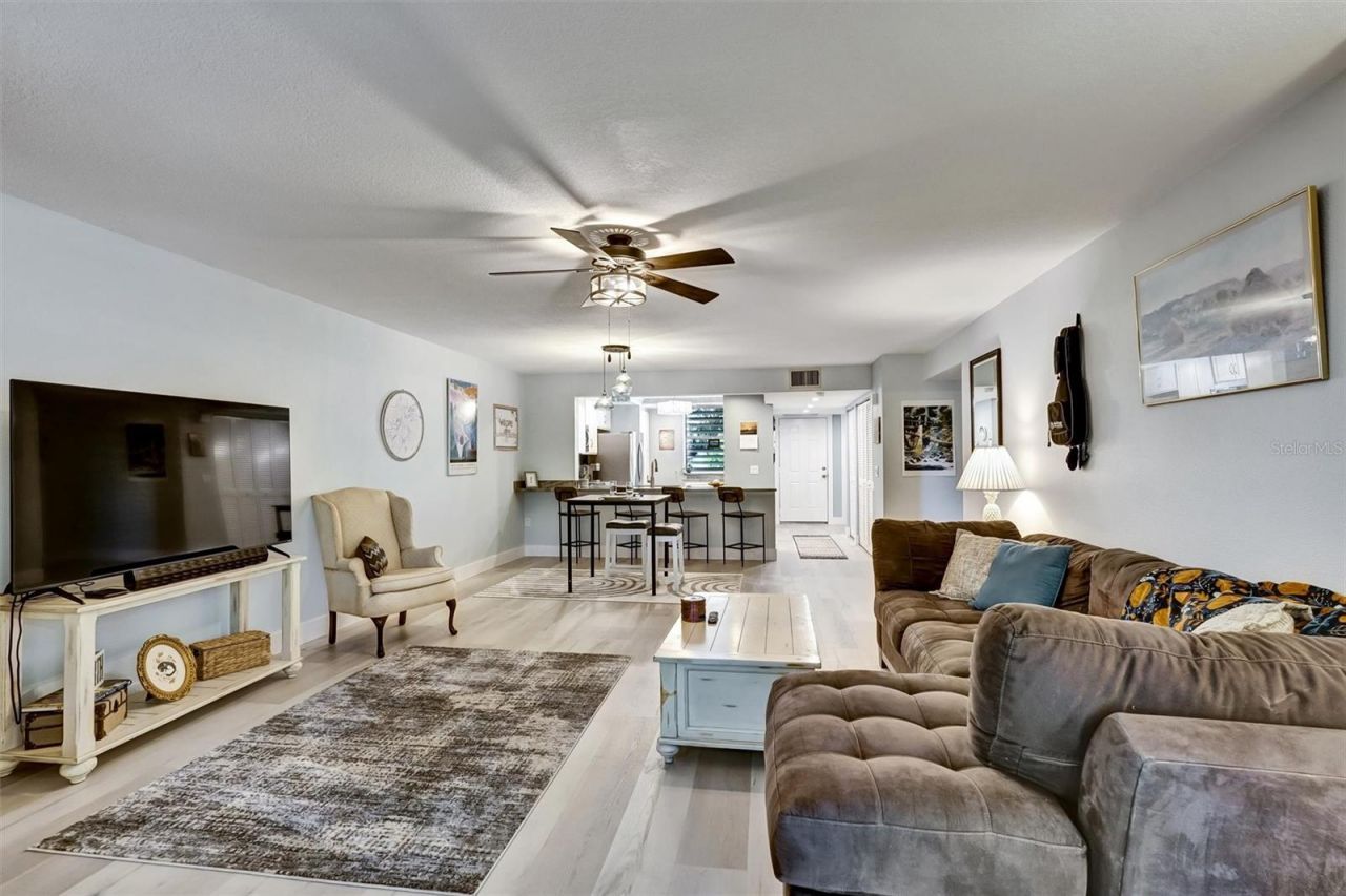 107 Pinehurst Drive, Unit 107, Bradenton, FL 34210 Photo