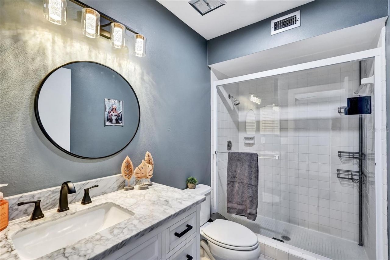 107 Pinehurst Drive, Unit 107, Bradenton, FL 34210 Photo