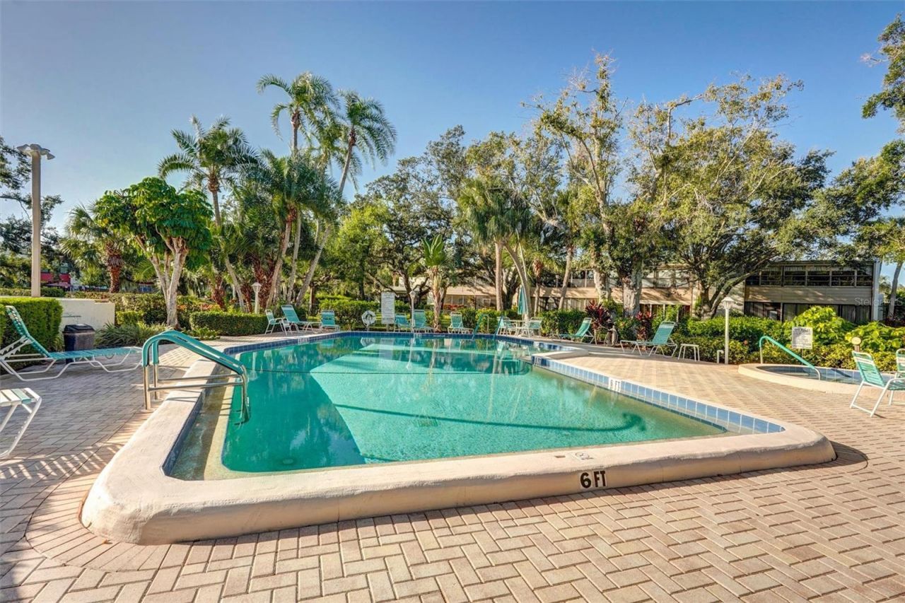 107 Pinehurst Drive, Unit 107, Bradenton, FL 34210 Photo