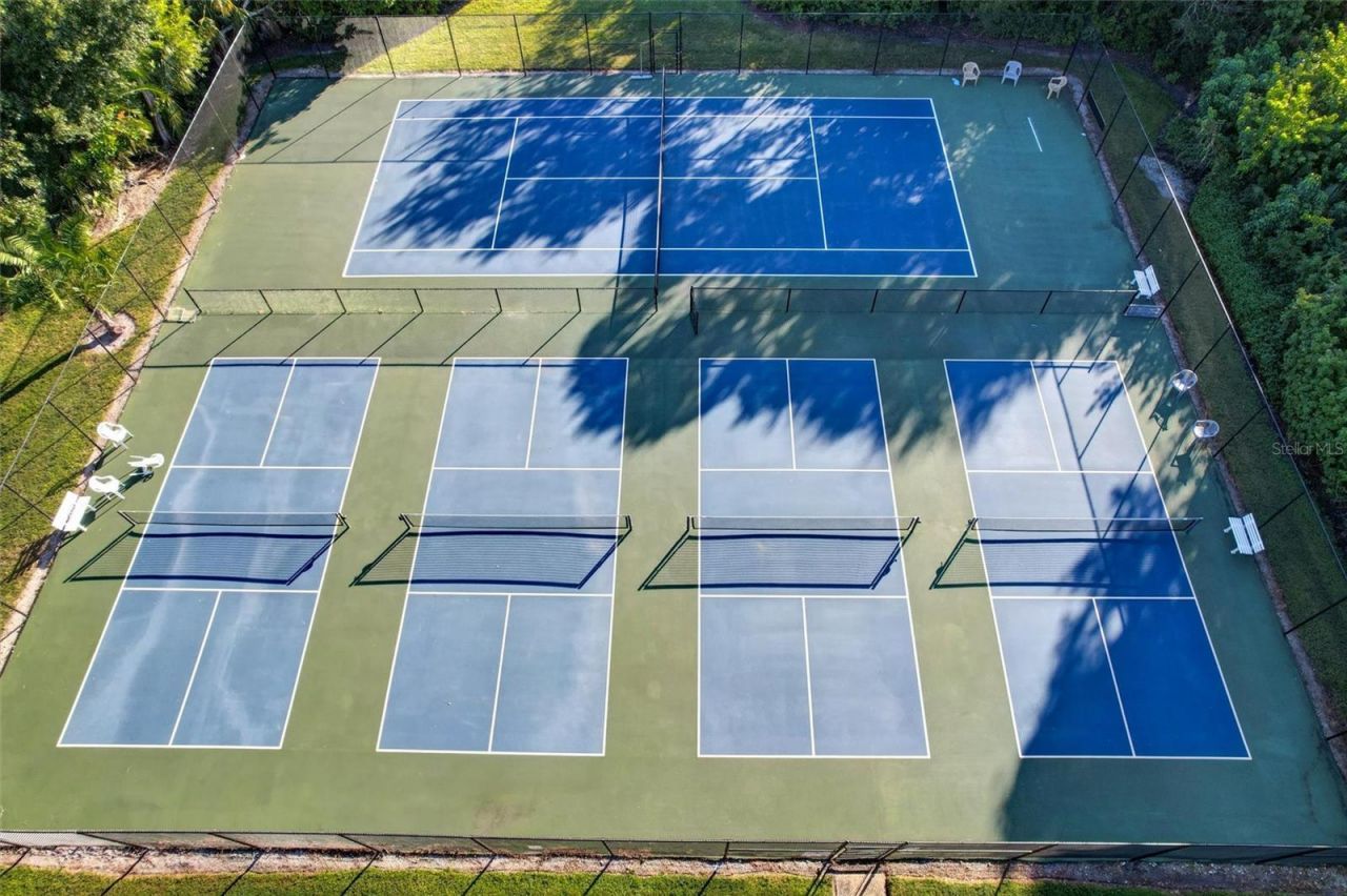 107 Pinehurst Drive, Unit 107, Bradenton, FL 34210 Photo