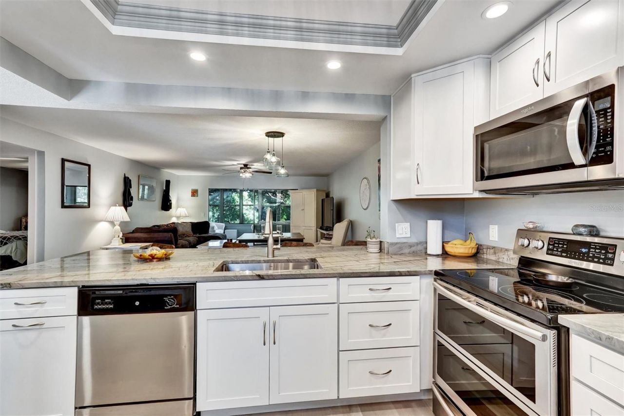 107 Pinehurst Drive, Unit 107, Bradenton, FL 34210 Photo