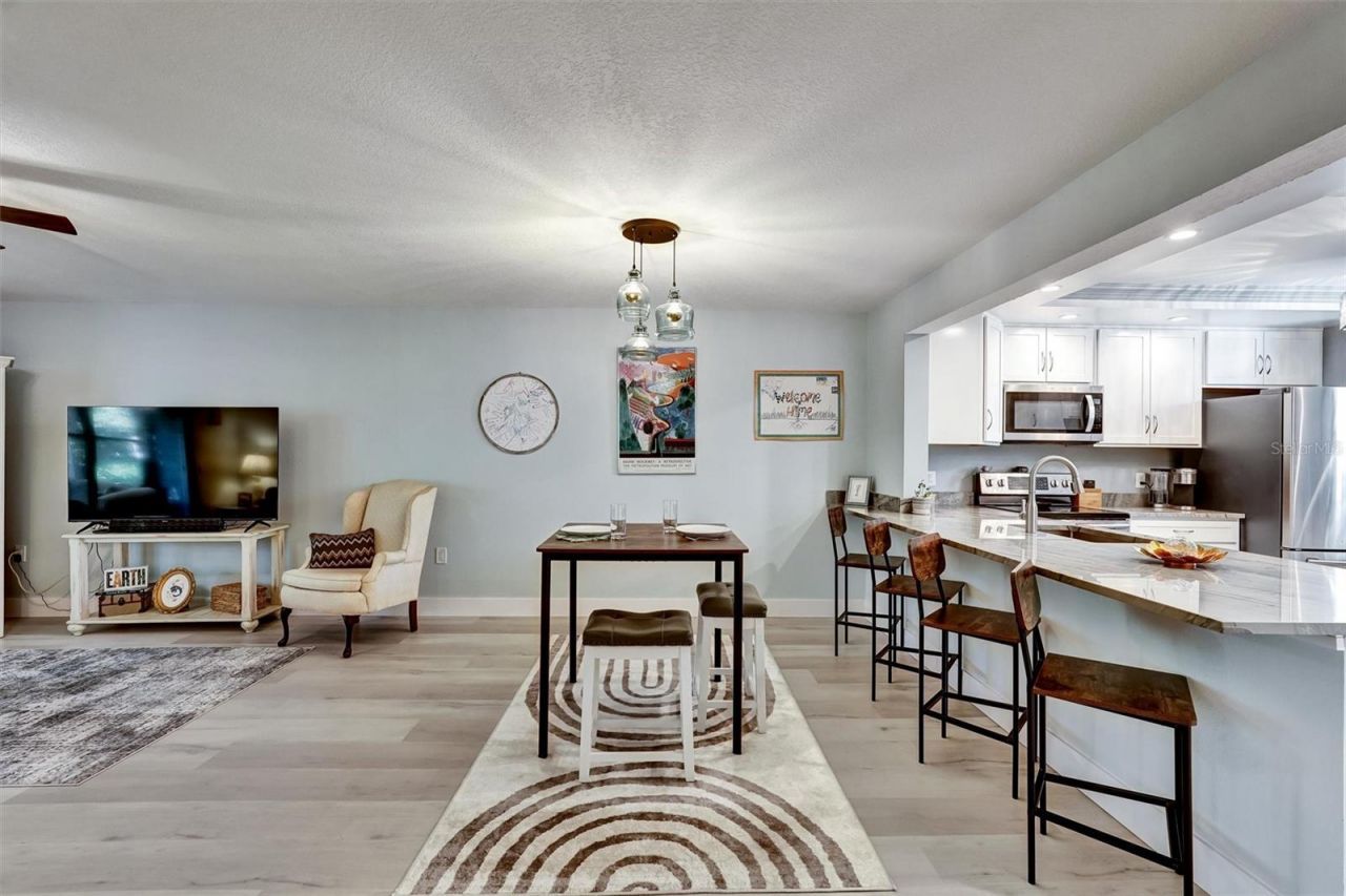 107 Pinehurst Drive, Unit 107, Bradenton, FL 34210 Photo