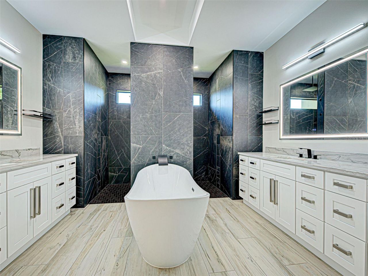 3692 Shawnee Terrace, North Port, FL 34286 Photo