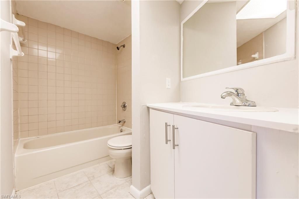 1123 SW 48th Ter, Unit 103, Cape Coral, FL 33914 Photo