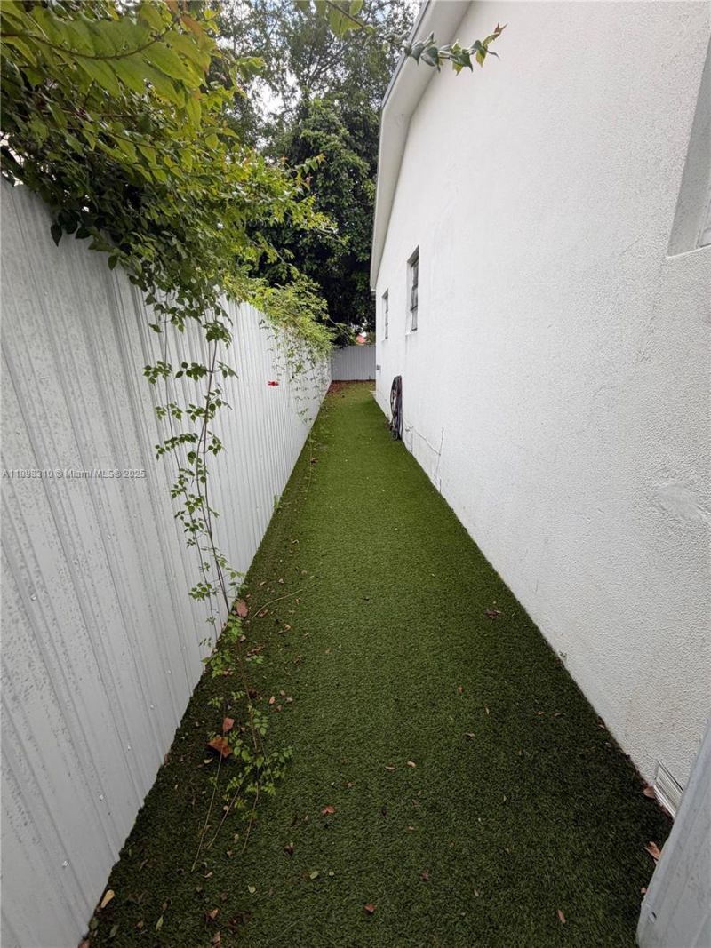 1132 NW 38th St, Unit 1132, Miami, FL 33127 Photo