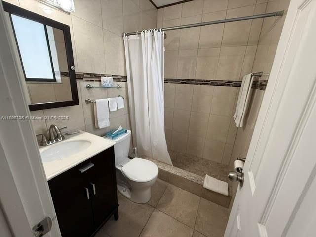 811 NE 10th St, Unit 1-5, Hallandale Beach, FL 33009 Photo