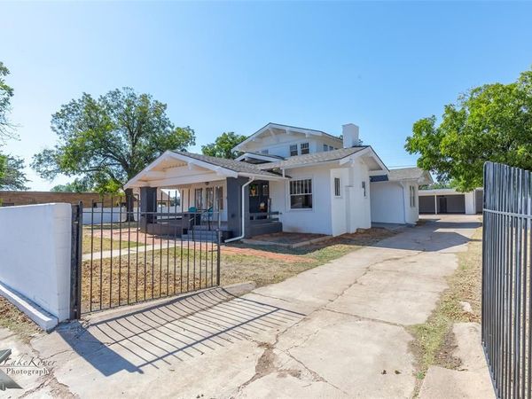 48 N Central Avenue, Hamlin, TX 79520