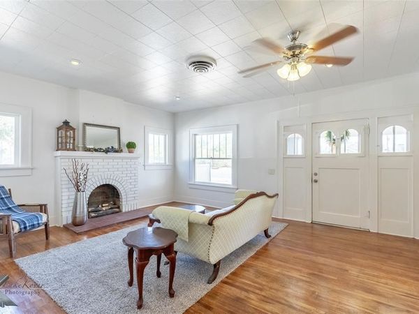 48 N Central Avenue, Hamlin, TX 79520