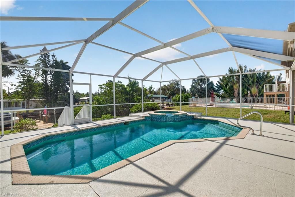 6075 Island Park Ct, Fort Myers, FL 33908 Photo