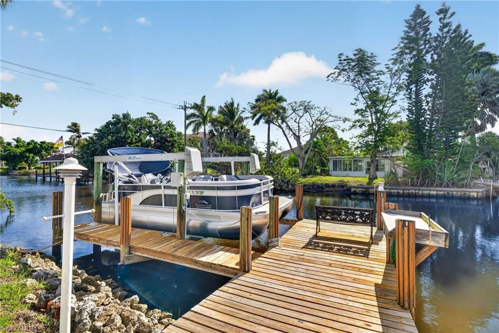 6075 Island Park Ct, Fort Myers, FL 33908 Photo