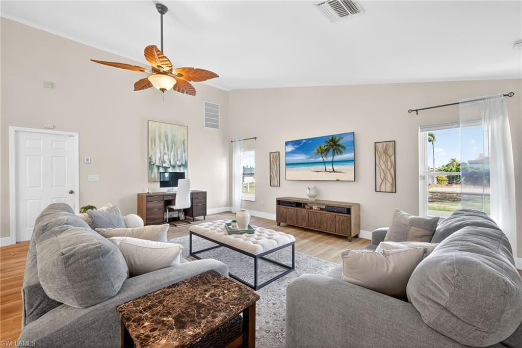 6075 Island Park Ct, Fort Myers, FL 33908 Photo
