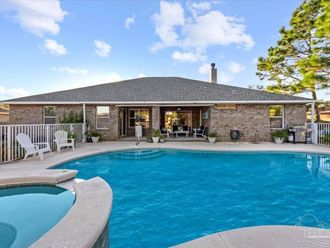 1896 Sundown Dr Navarre, FL 32566
