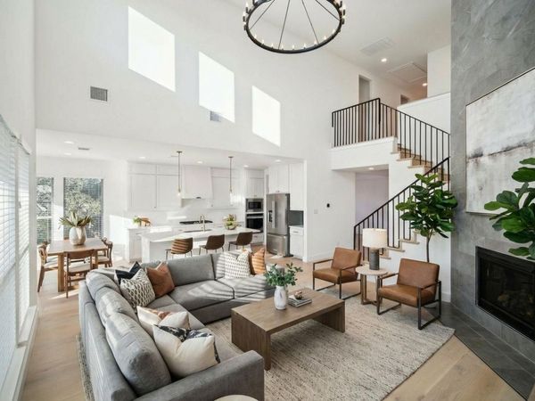 7409 Turnback Ledge TRL, Lago Vista, TX 78645