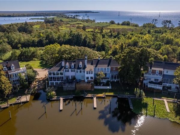 8 PLACE LAFITTE Street, Unit 8, Madisonville, LA 70447