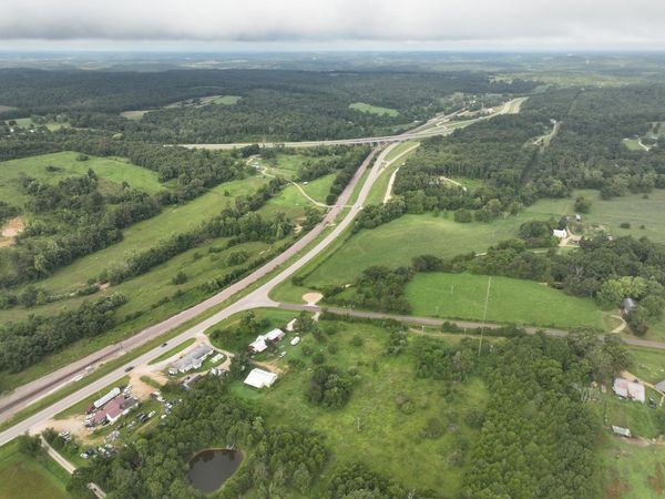 1045 Sycamore Street , Cabool, MO 65689