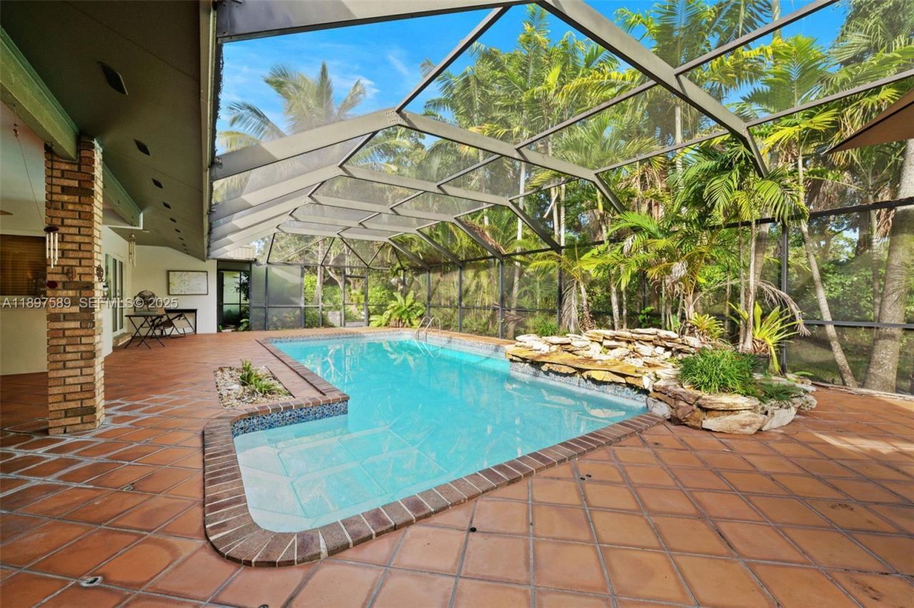 15625 SW 73rd Ct, Palmetto Bay, FL 33157 Photo