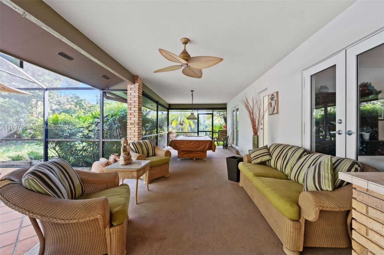 15625 SW 73rd Ct, Palmetto Bay, FL 33157 Photo