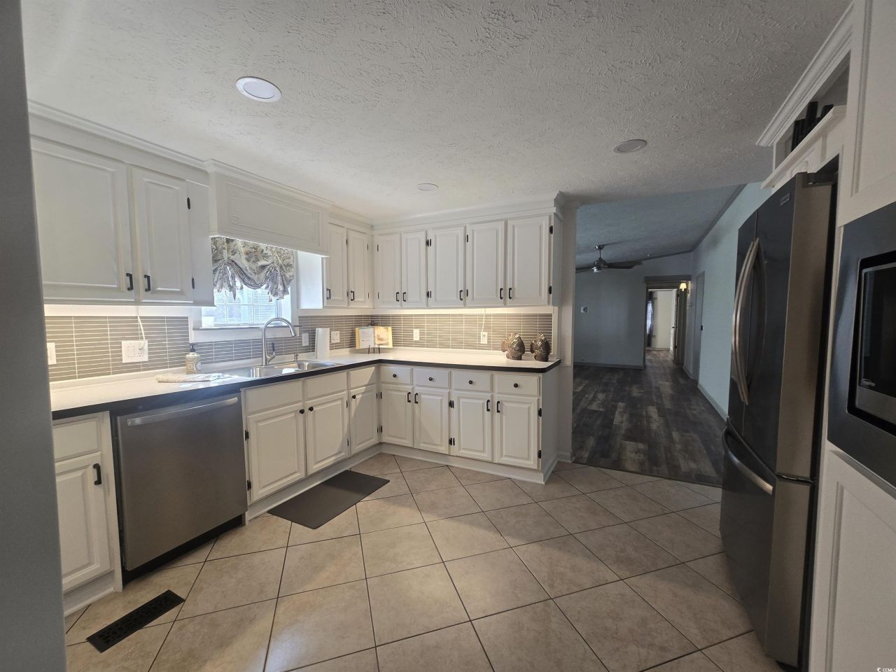 359 Lagoon Circle Photo 23