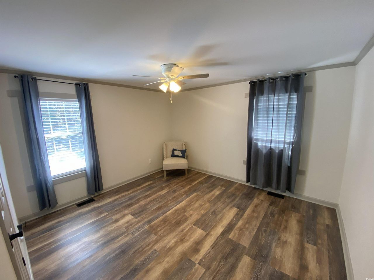 359 Lagoon Circle Photo 27