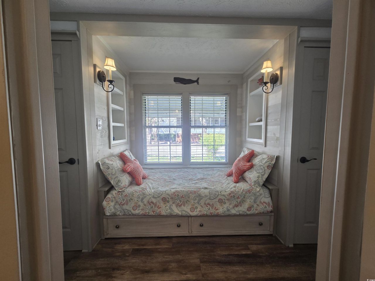 359 Lagoon Circle Photo 28