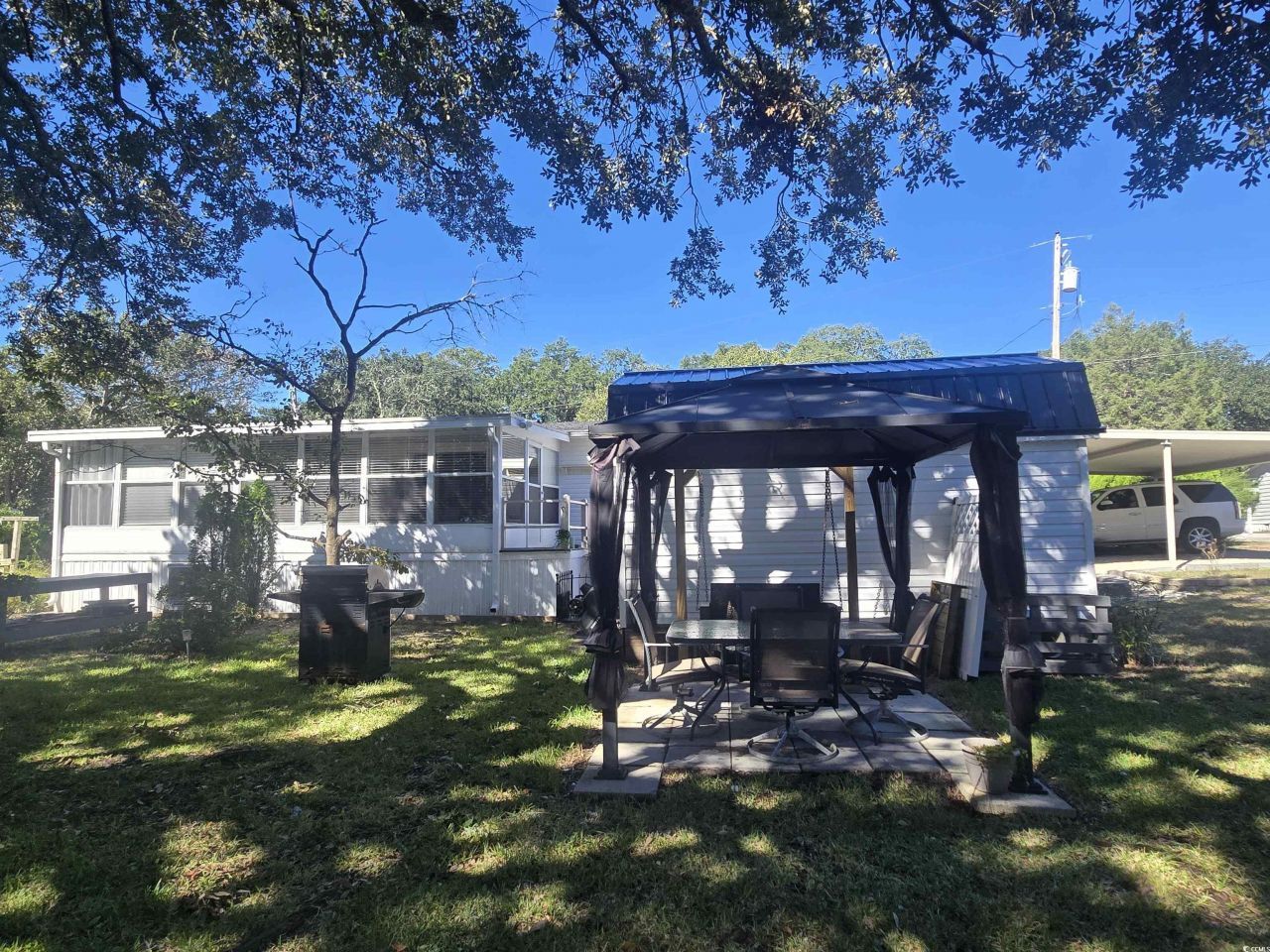 359 Lagoon Circle Photo 5