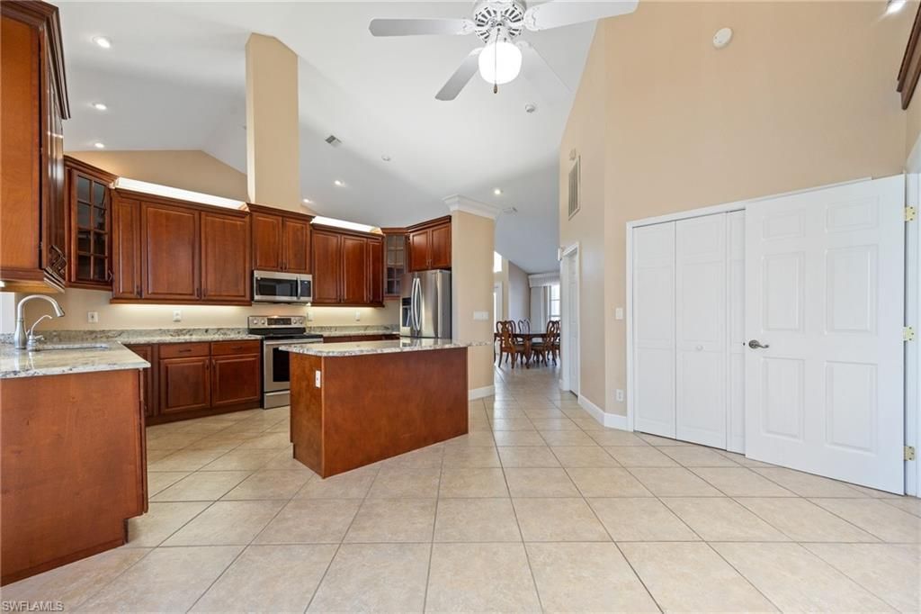 6624 Highland Pines Cir, Fort Myers, FL 33966 Photo