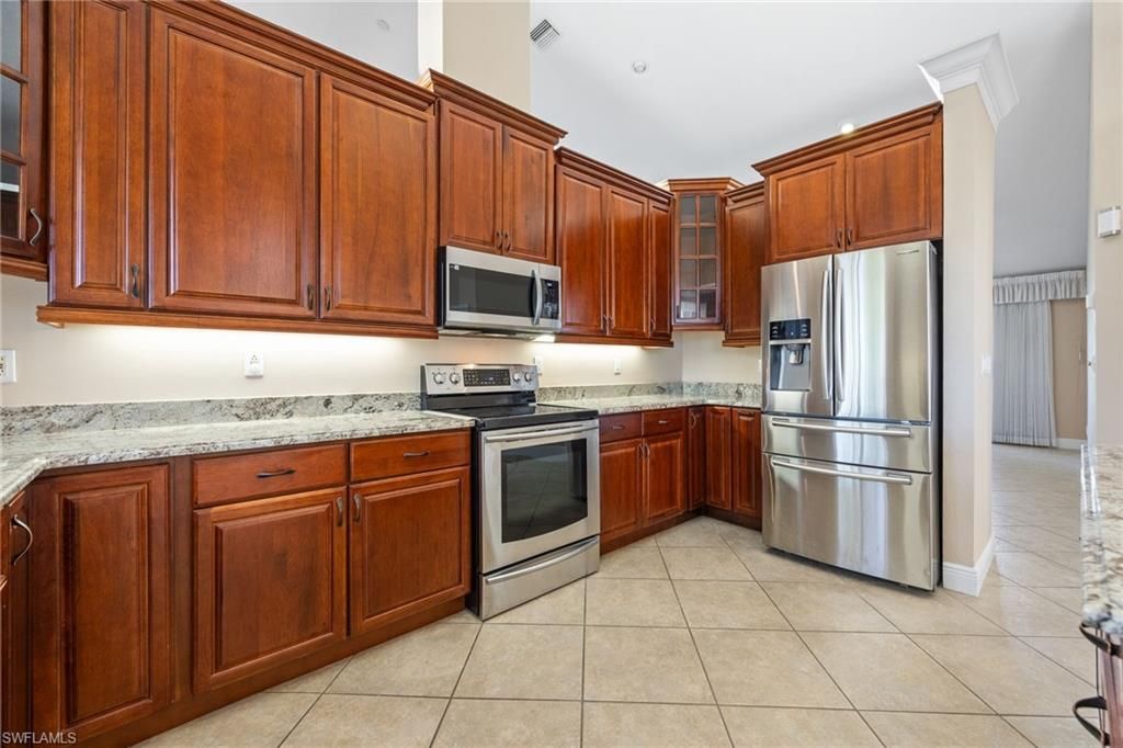 6624 Highland Pines Cir, Fort Myers, FL 33966 Photo