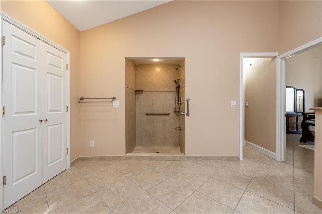 6624 Highland Pines Cir, Fort Myers, FL 33966 Photo
