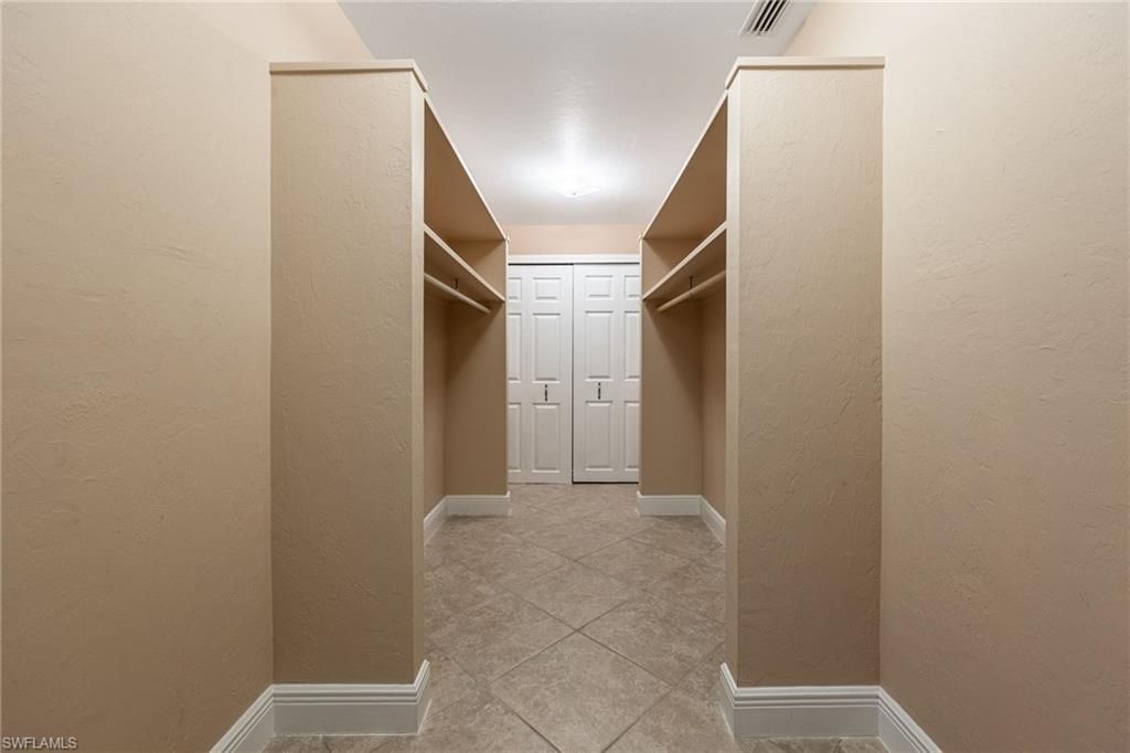 6624 Highland Pines Cir, Fort Myers, FL 33966 Photo