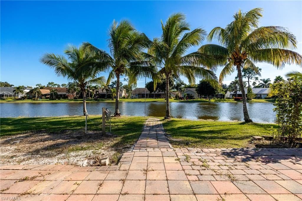 6624 Highland Pines Cir, Fort Myers, FL 33966 Photo