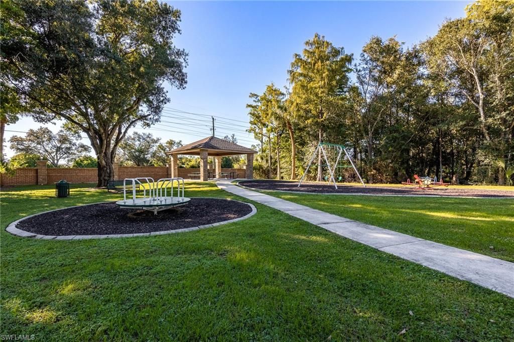 6624 Highland Pines Cir, Fort Myers, FL 33966 Photo