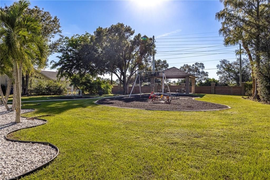 6624 Highland Pines Cir, Fort Myers, FL 33966 Photo
