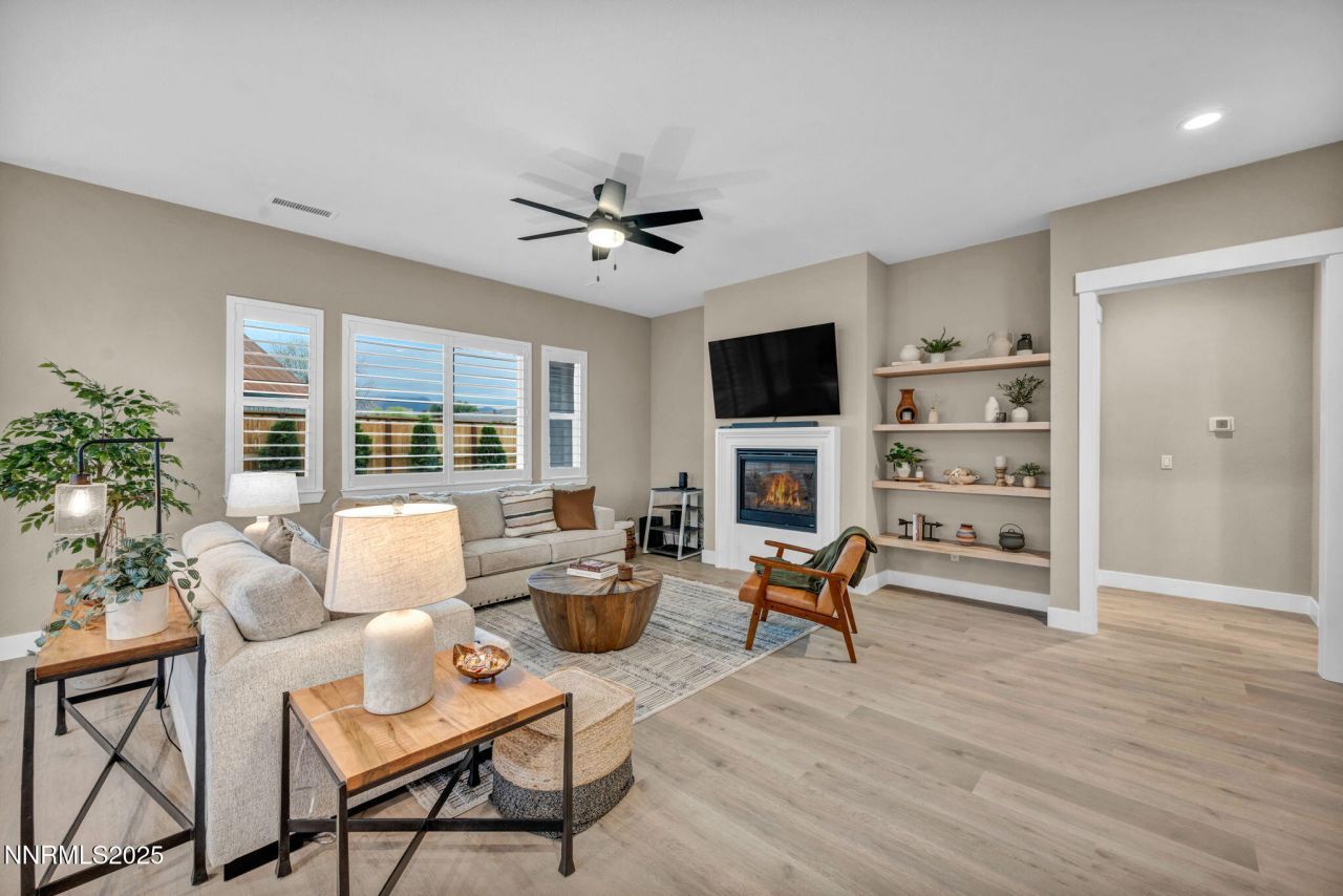 698 Sage Grouse Loop, Gardnerville, NV 89460 Photo