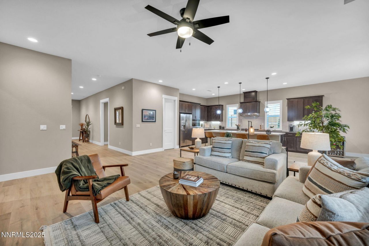 698 Sage Grouse Loop, Gardnerville, NV 89460 Photo