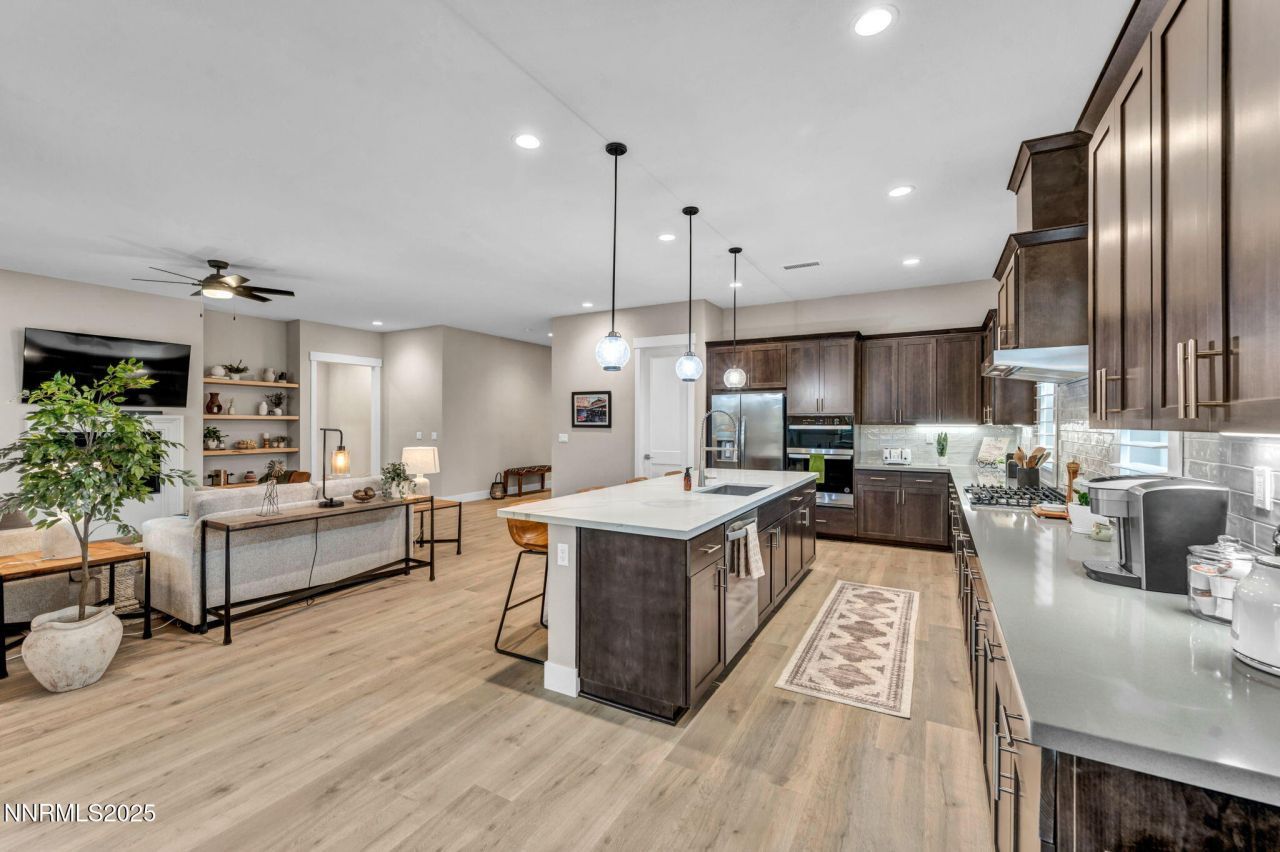 698 Sage Grouse Loop, Gardnerville, NV 89460 Photo