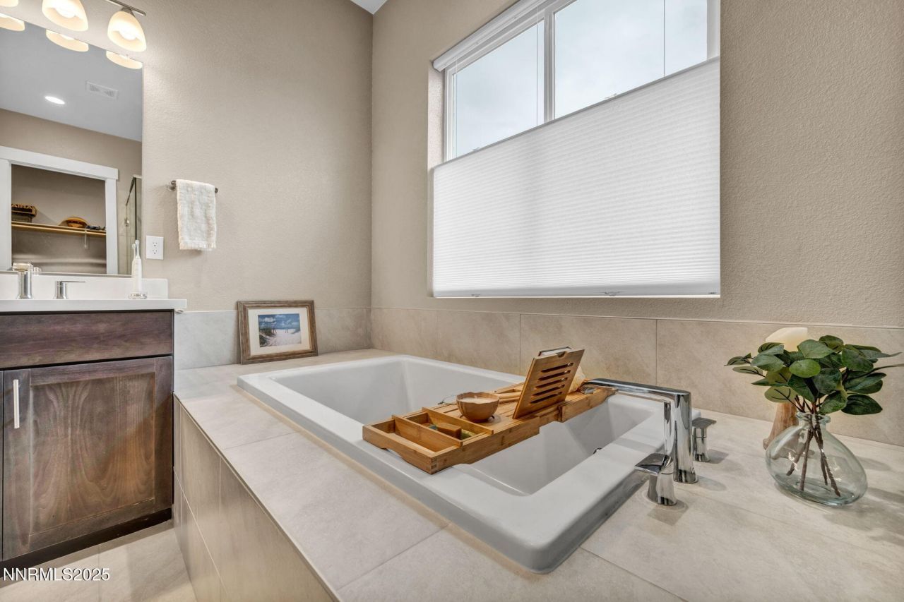 698 Sage Grouse Loop, Gardnerville, NV 89460 Photo