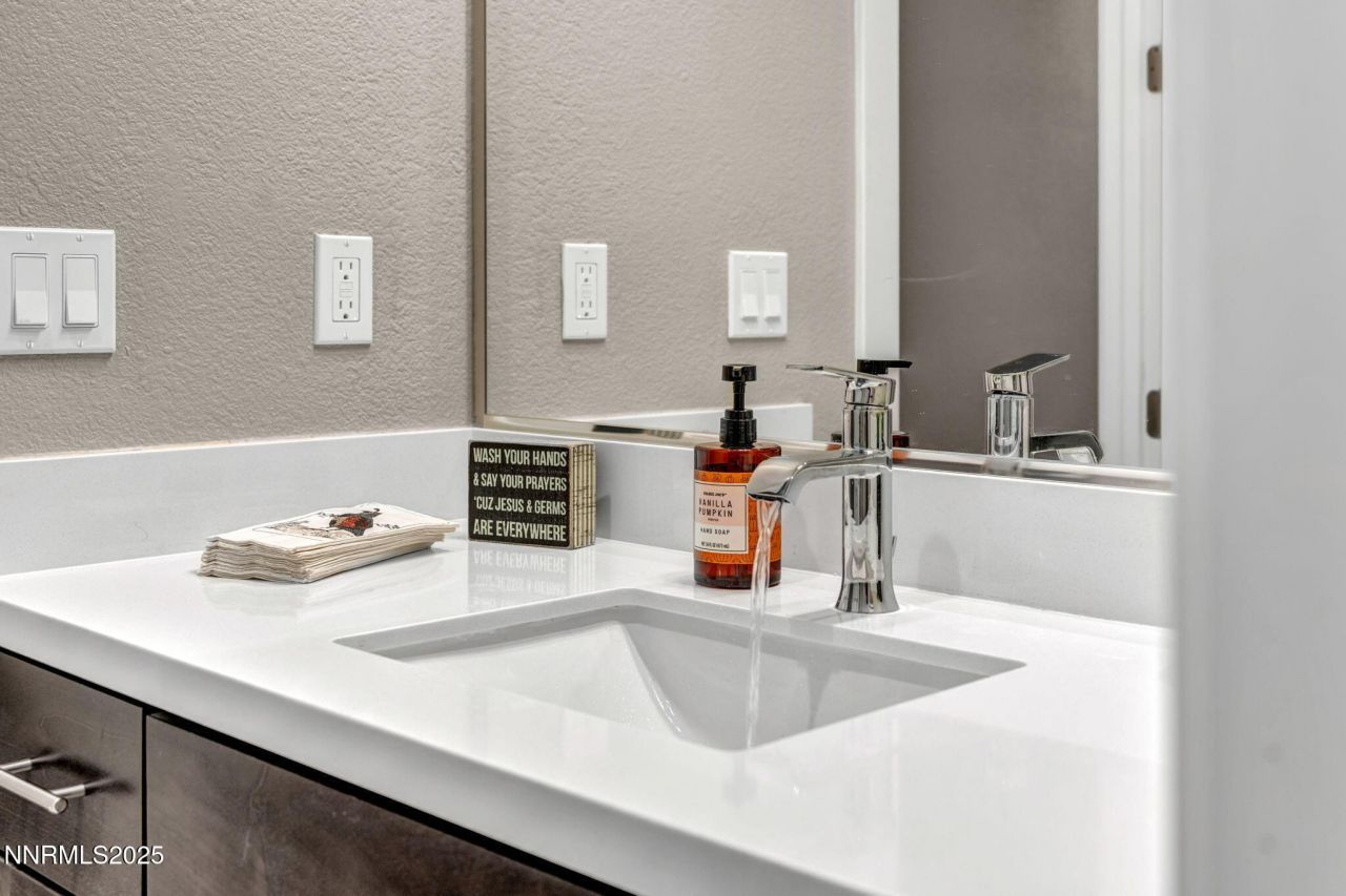 698 Sage Grouse Loop, Gardnerville, NV 89460 Photo