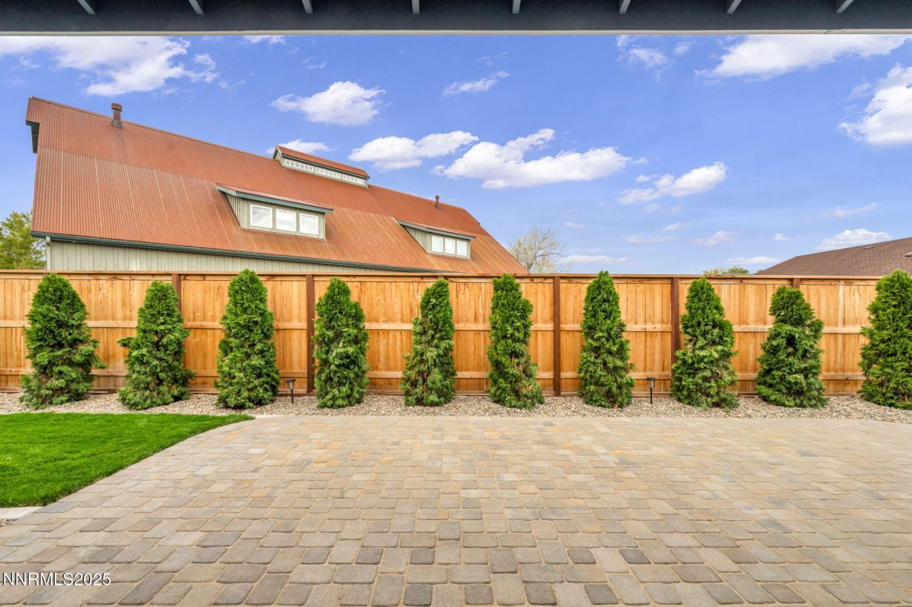 698 Sage Grouse Loop, Gardnerville, NV 89460 Photo