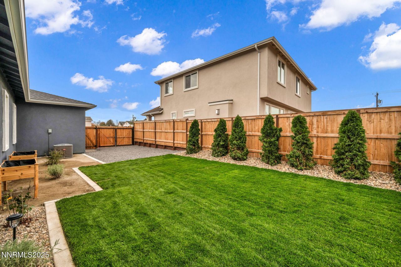 698 Sage Grouse Loop, Gardnerville, NV 89460 Photo