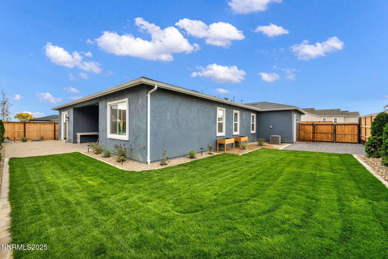 698 Sage Grouse Loop, Gardnerville, NV 89460 Photo