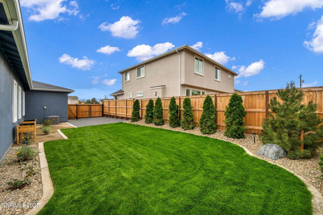 698 Sage Grouse Loop, Gardnerville, NV 89460 Photo